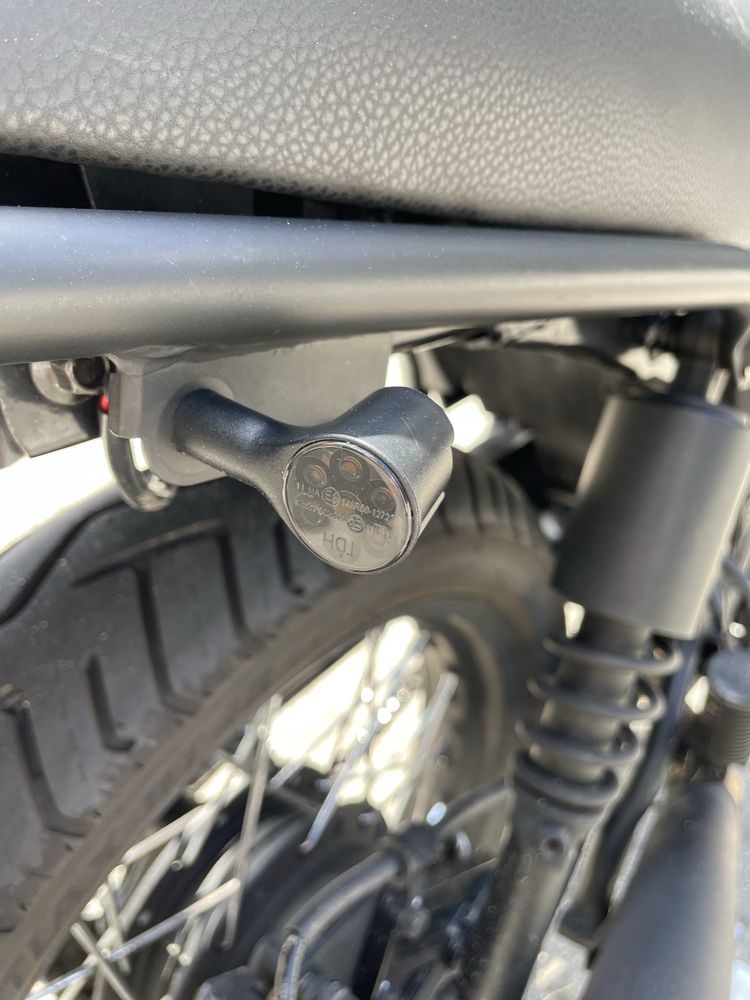 Brixton BX 125 scrambler