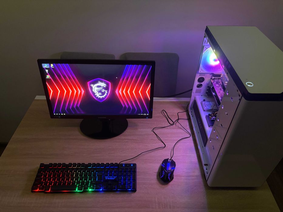 Zestaw Do Gier i7 8x3.9GHz/GTX-2GB/Ram-16GB/SSD+1TB/Samsung 22'