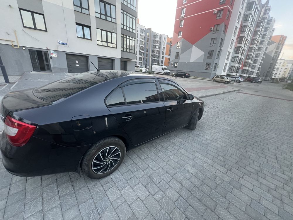 Skoda Rapid 2013