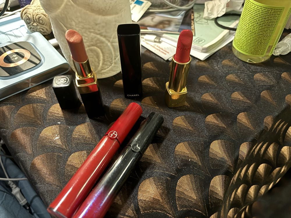 Chanel, armani lipstick