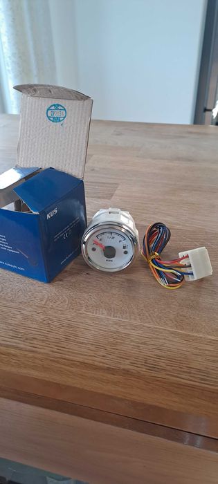 KUS zegar wskaźnik paliwa motorówka