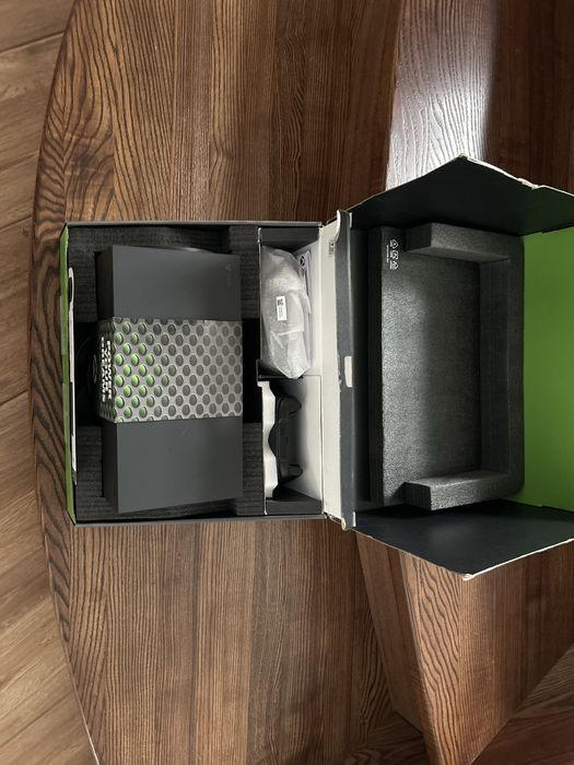 Konsola xbox series x dwa pady