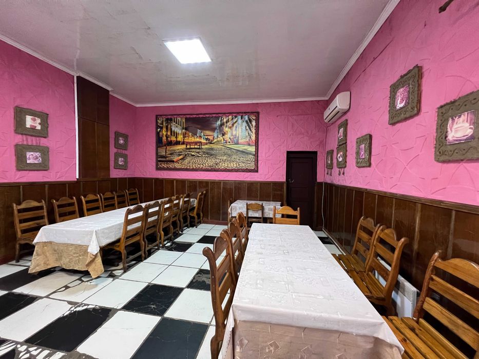 Пропонуємо на продаж КОМЕРЦІЙНЕ приміщення їдальні 195 м2 в Житомирі