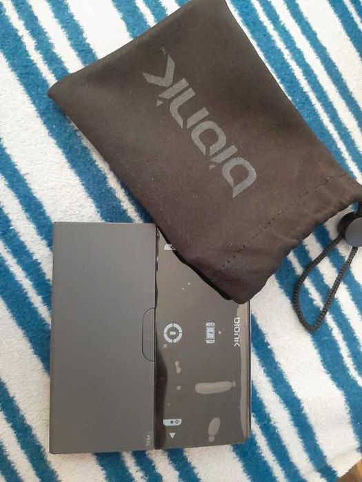 Ładowarka/powerbank do joyconów bionik