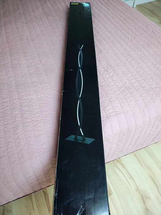 Lampa stojąca LED