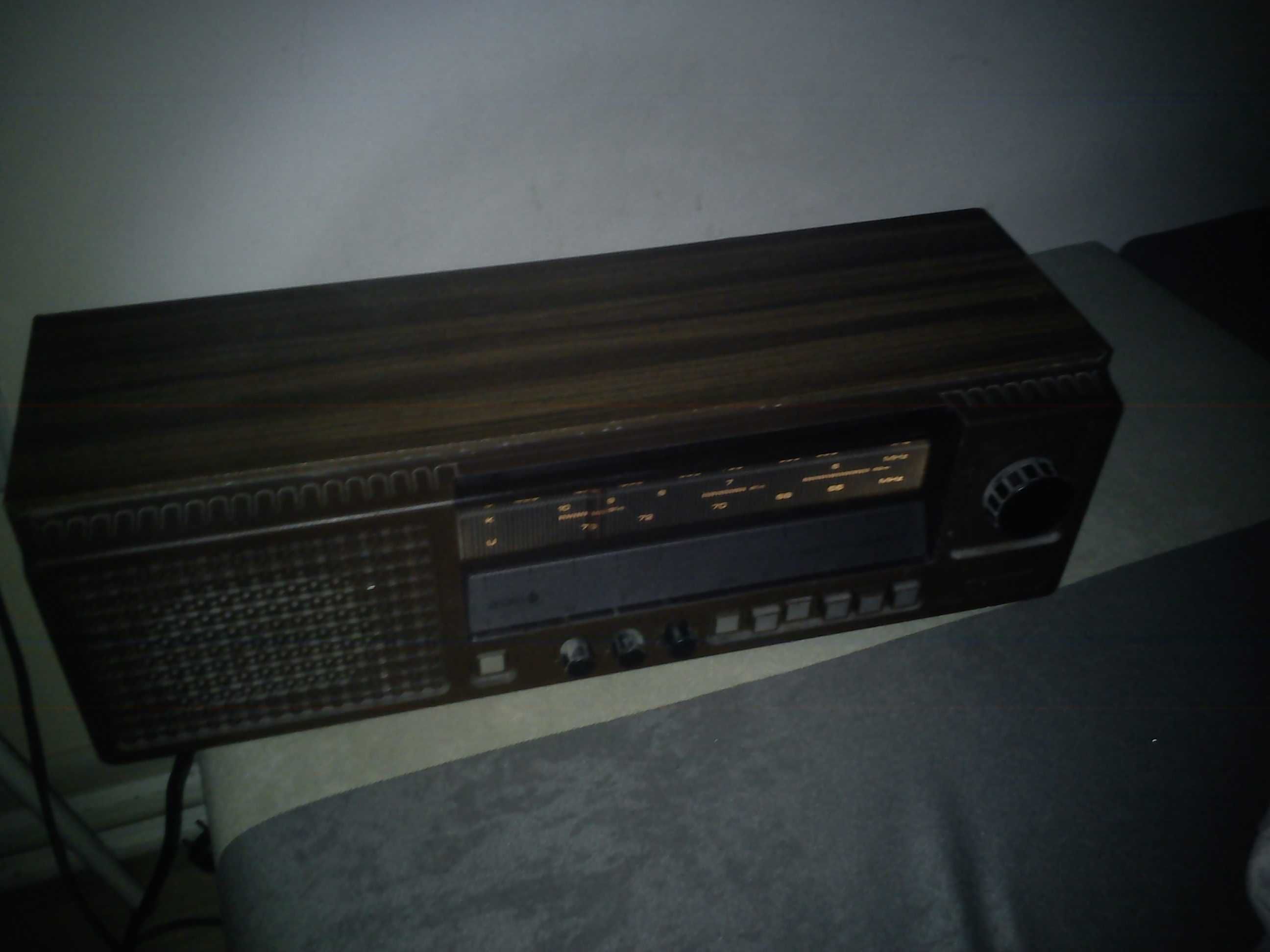 radio Unitra Diora Taraban 3 jak nowe PRL R 510 sprawne
