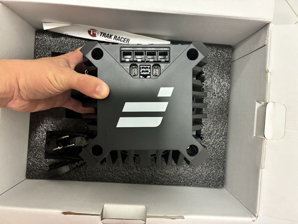Fanatec CSL DD 8Nm como nova em caixa direct drive sim racing
