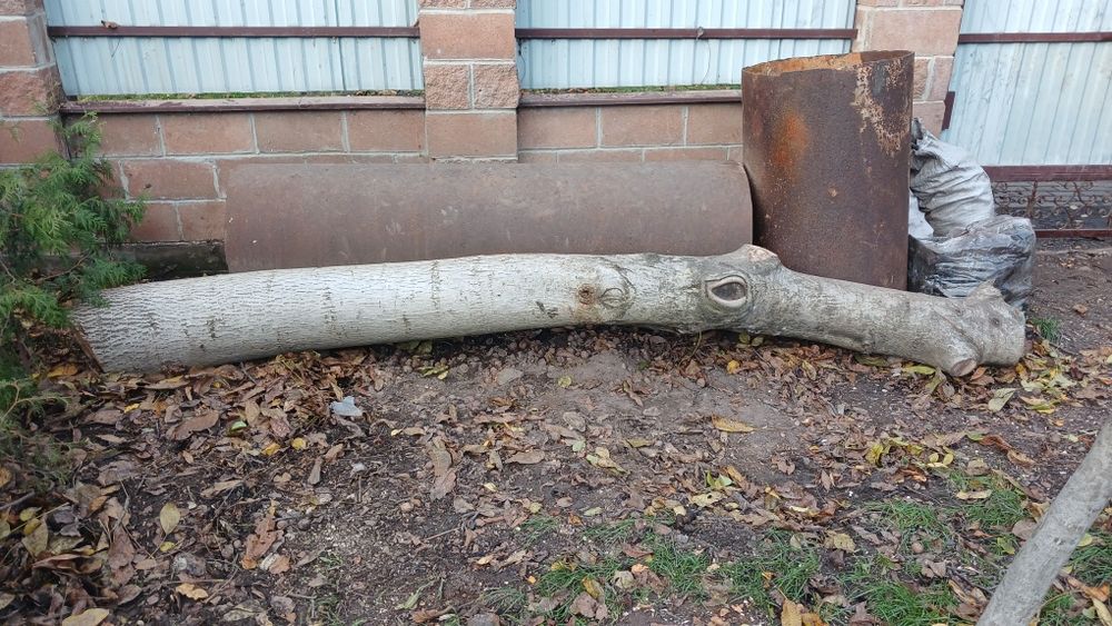 Горіх на матеріал