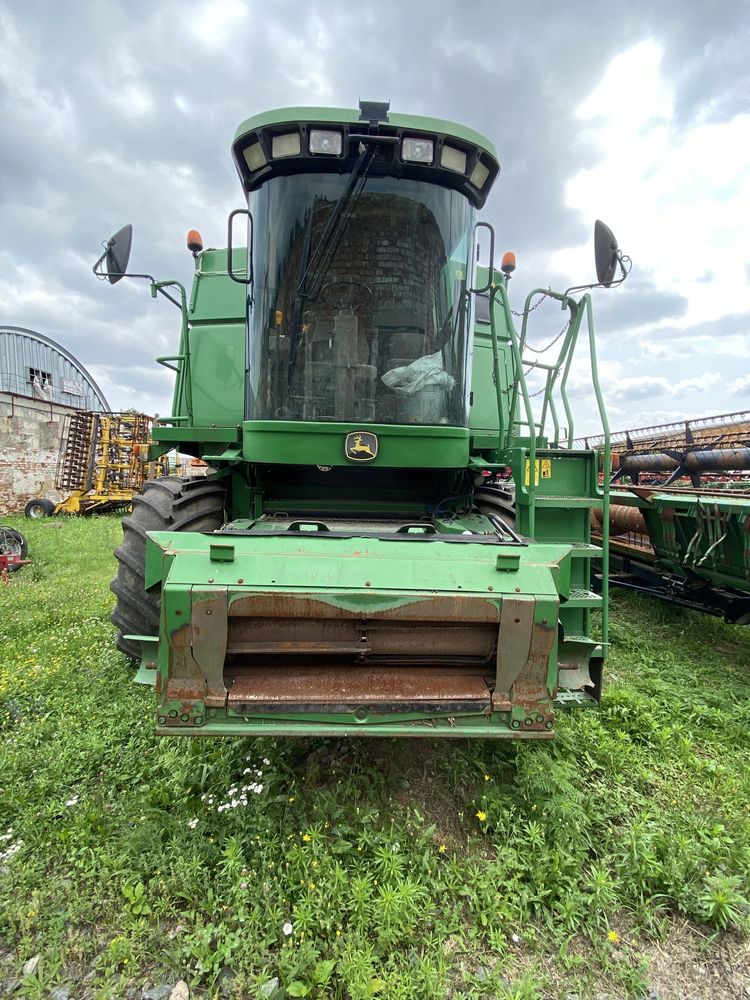 Продам комбайн John Deere 9880STS