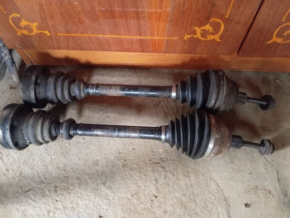 Піввісь, полуось volkswagen t4