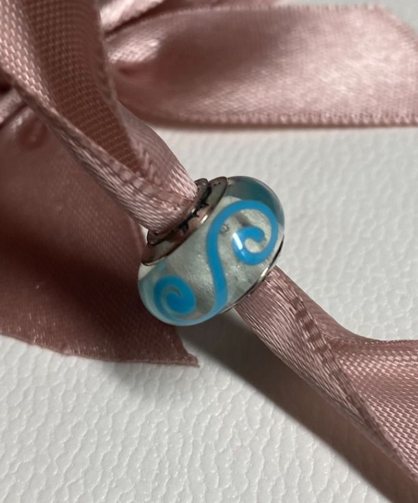 Oryginalny charms Pandora murano niebieskie spirale