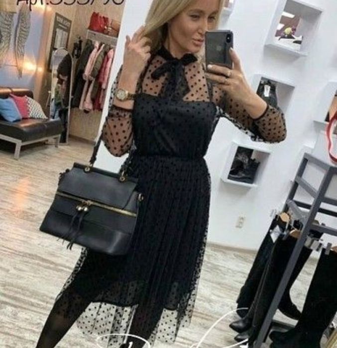 Сукня нарядна в горошок