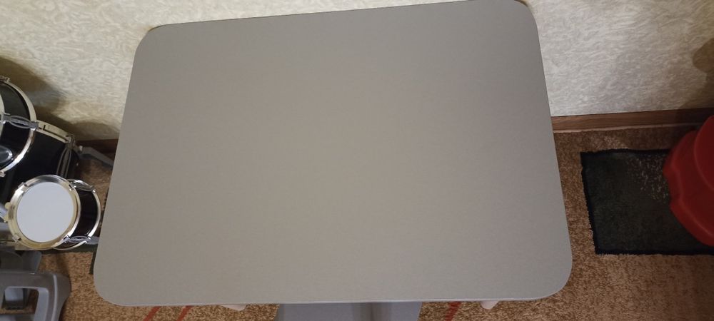 Дитячий столик і стільчик