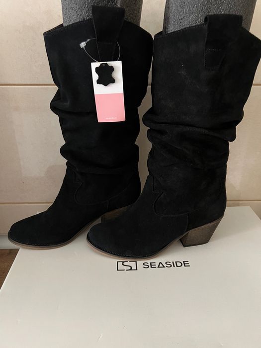 Botas pretas em pele genuína, novas 38