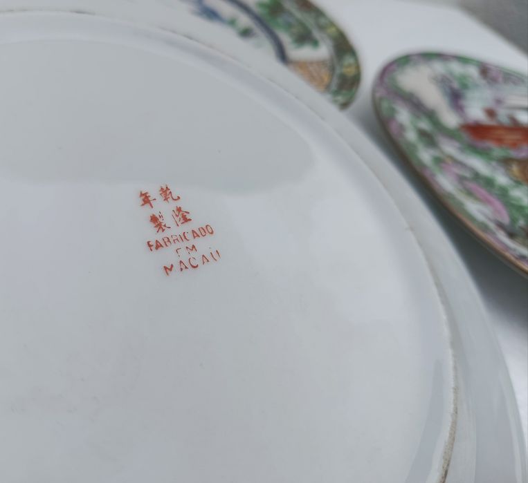 Pratos antigos fabricados em Macau