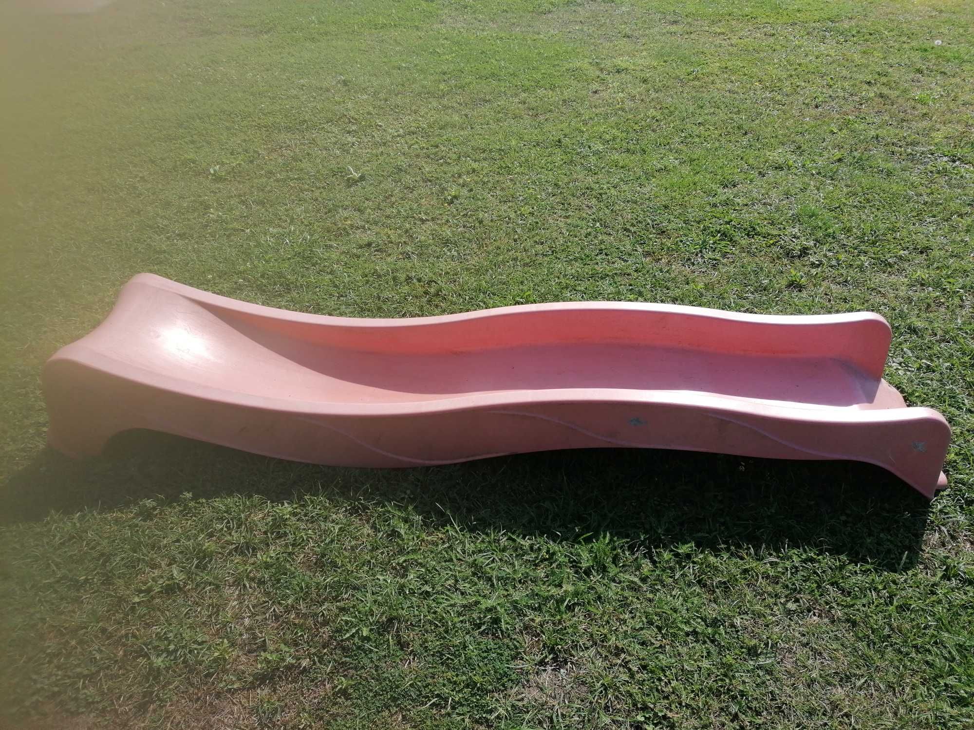 Zjeżdżalnia plastikowa