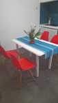 Conjunto de quatro cadeiras