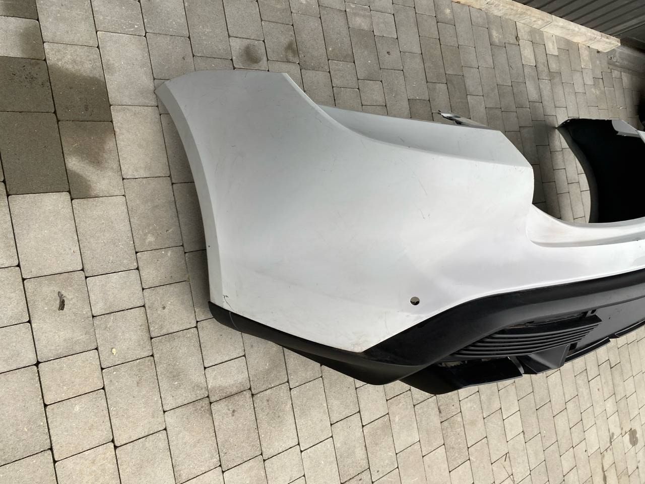 Porsche taycan cross turismo  бампер задній 9j0807983