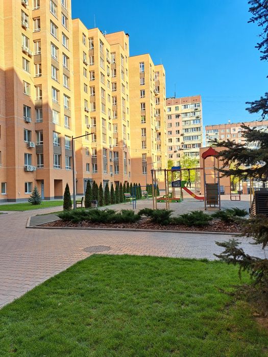 Продам 3 к квартиру в НОВОСТРОЕ ж/м Левобережный Караван