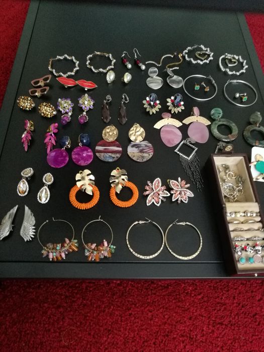 42 brincos bijuteria modernos e vintage