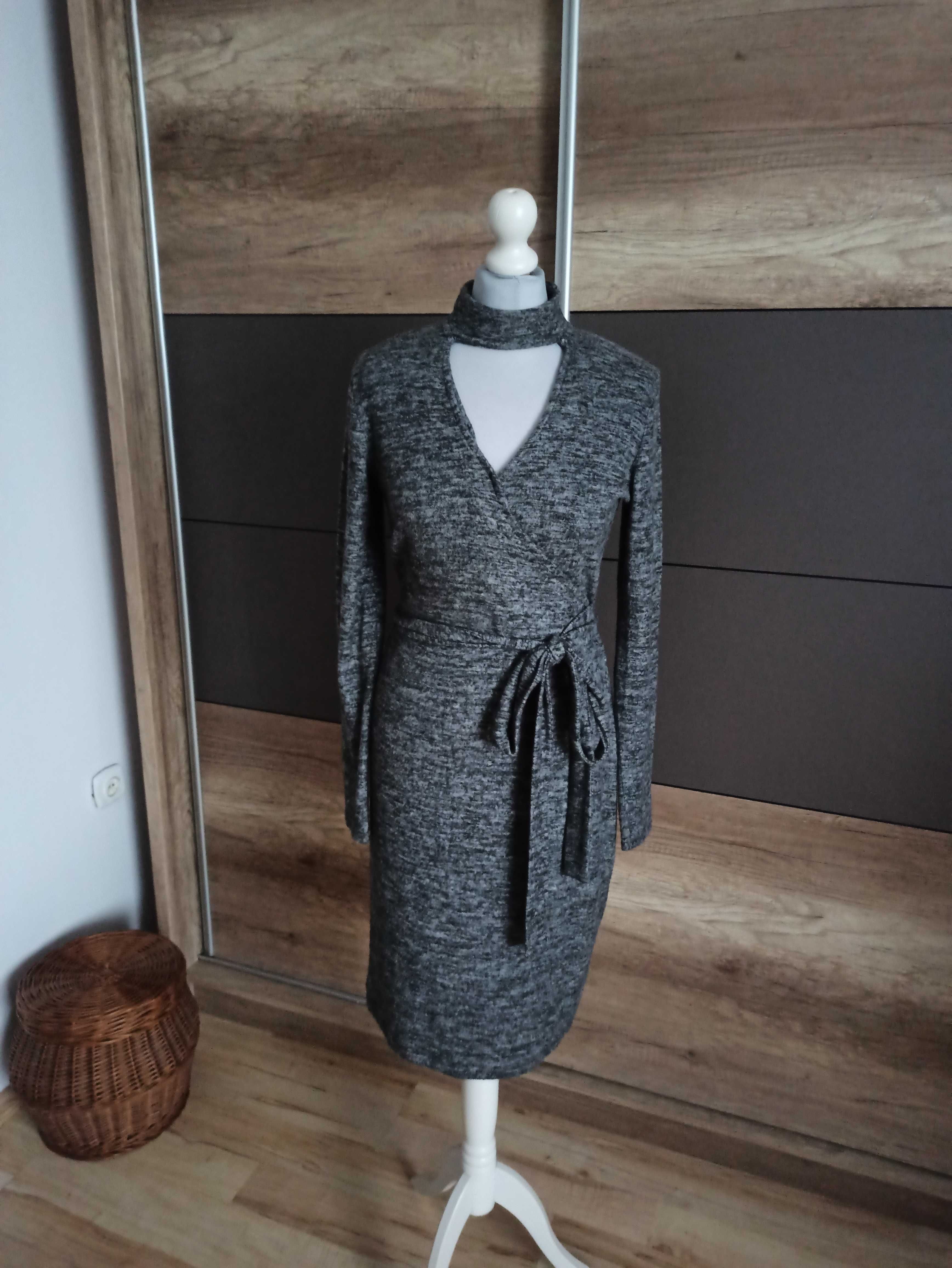 Szarą sukienka sweterków a r. 40