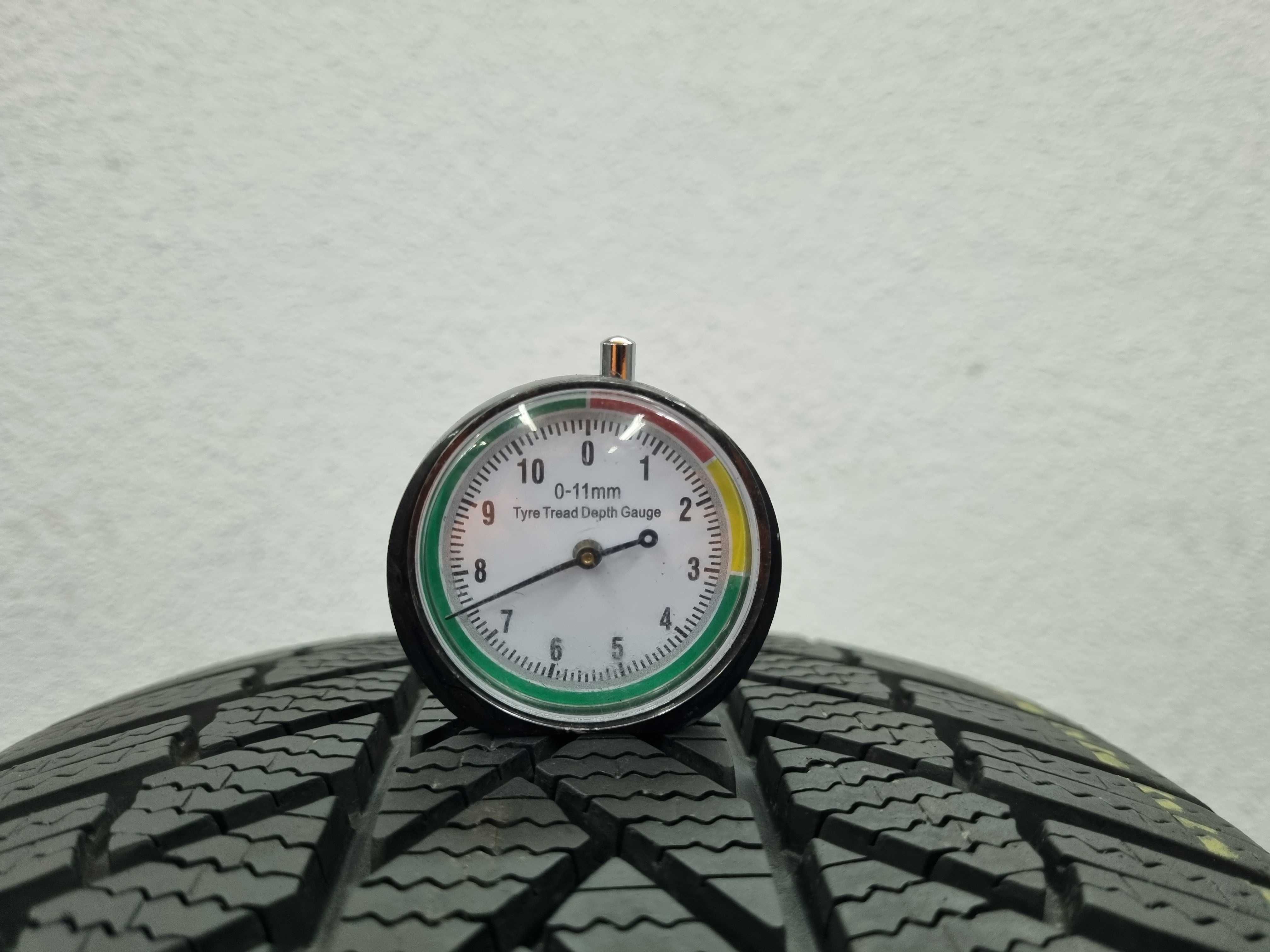 245/65/17 111H Bridgestone Blizzak LM005 Dot.2523R