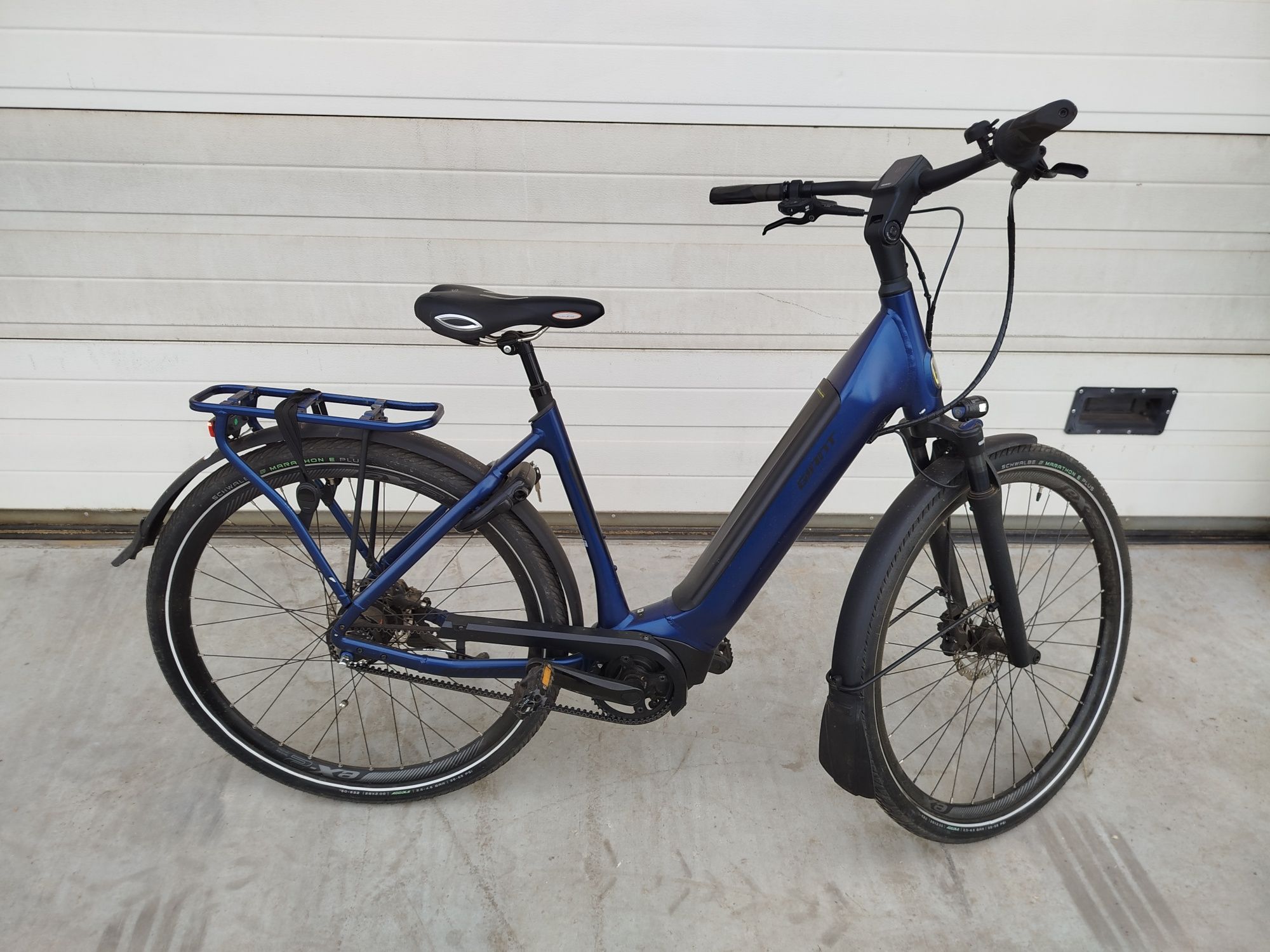 Rower Elektryczny Giant Dailytour E+