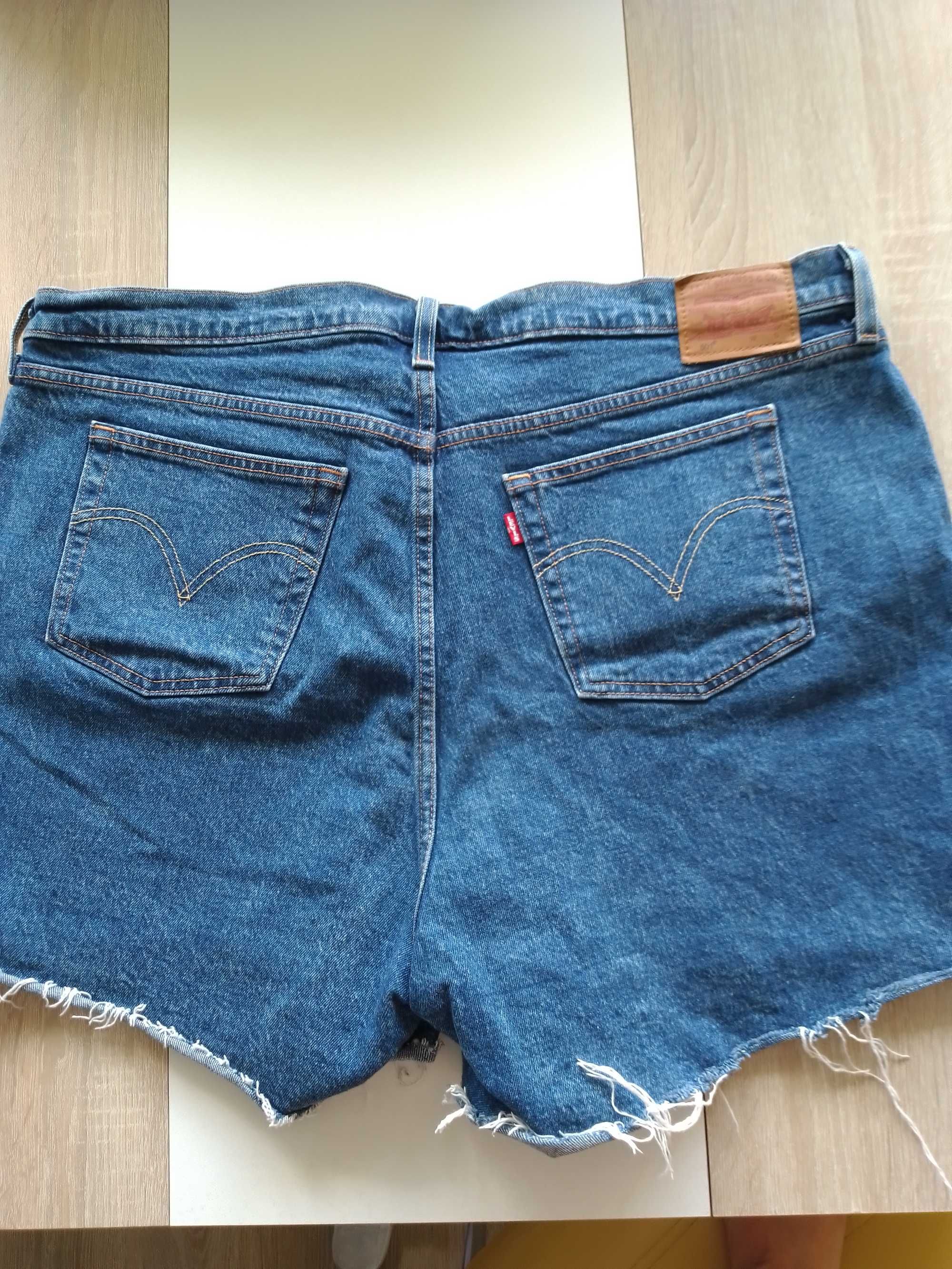 Spodnie krotkie damskie Levi's jeans, rozmiar XL
