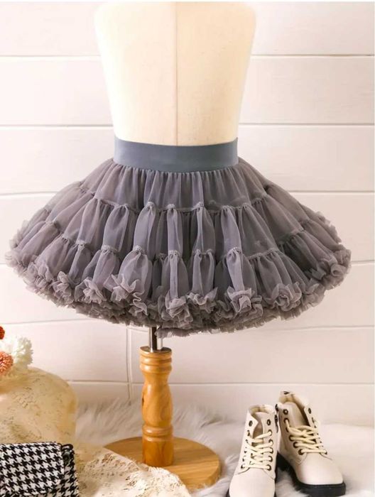 Spódnica tiulowa dla dziewczynki rozmiar 110/116