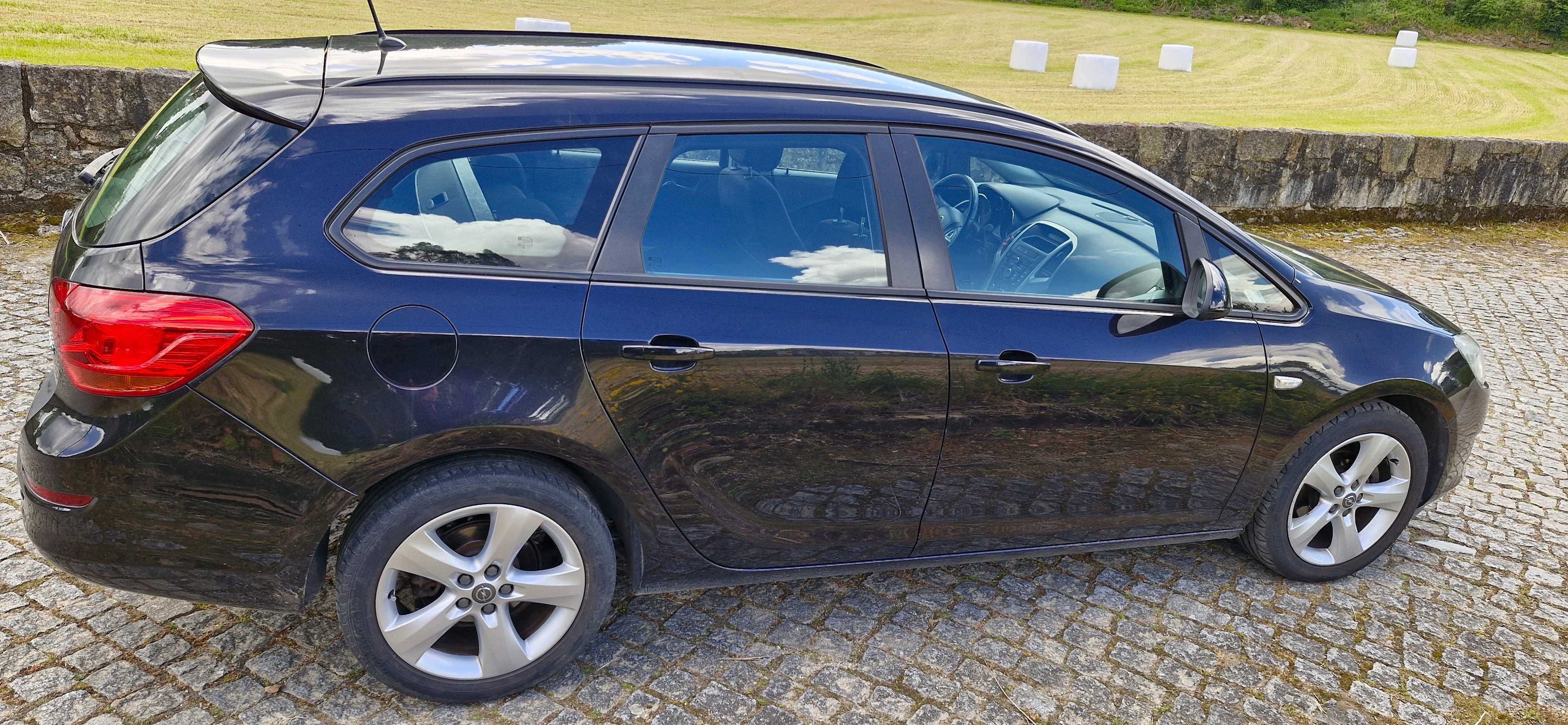 Opel Astra J 1.3 CDTi Sports Tourer