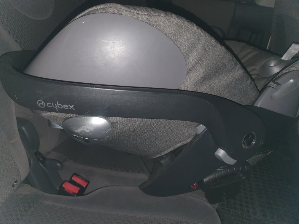 Cybex cloud q Platinum plus adaptery