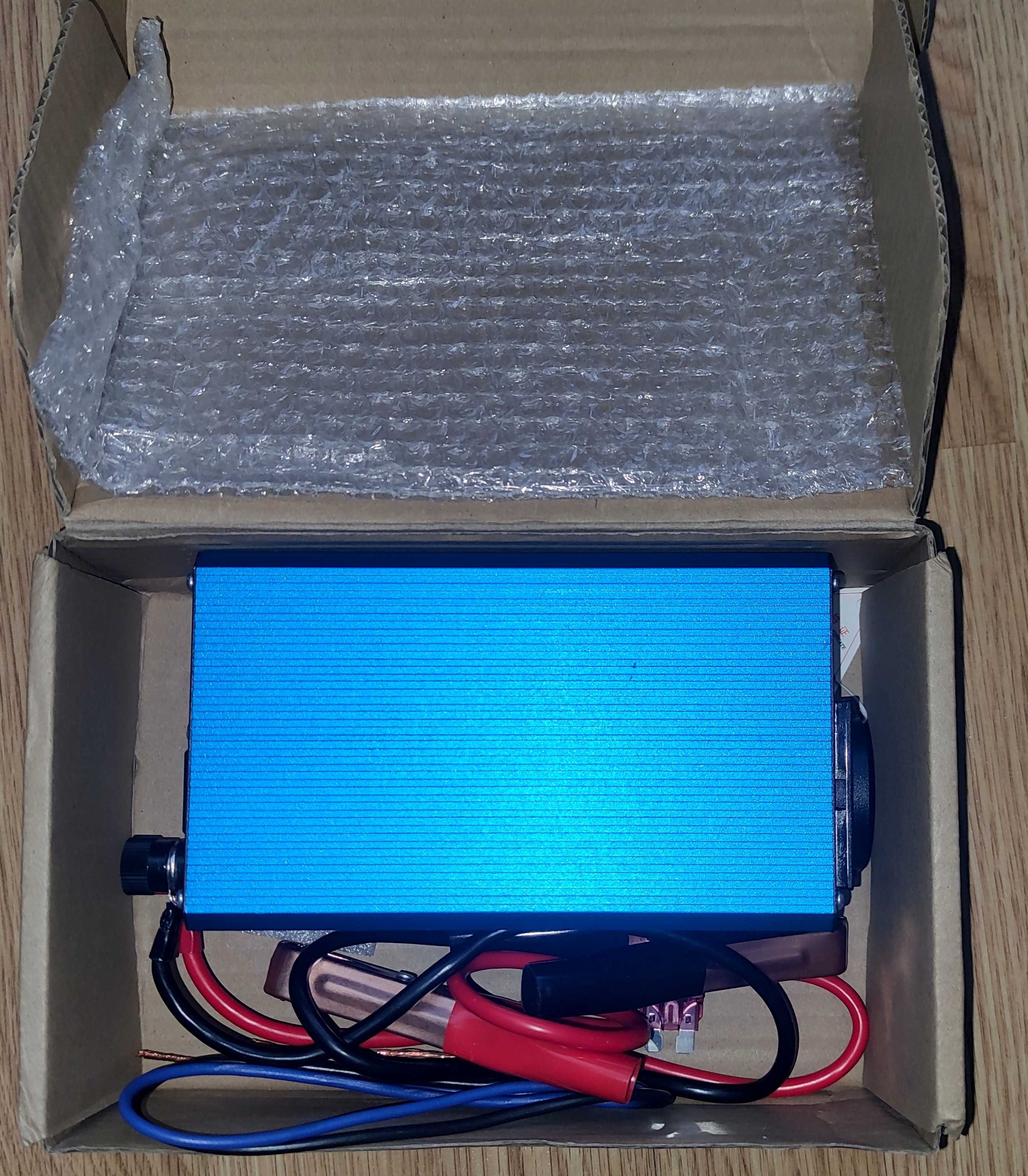 Перетворювач інвертор Tataliken 1600W чистий синус 12V/220V