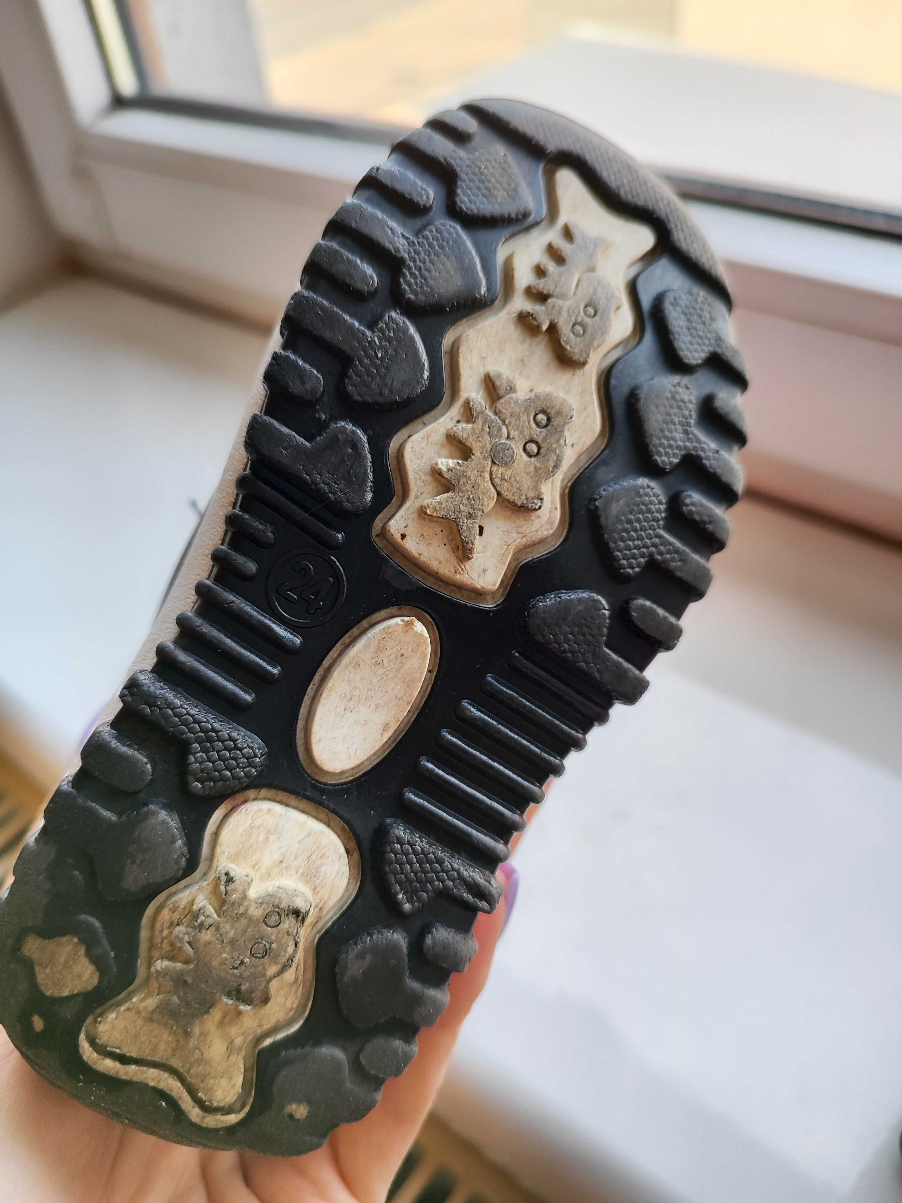 Buty zimowe śniegowce dziecięce Sinsay 24