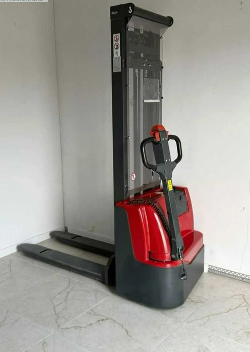 Sprzedam elektryczny wózek paletowy sztaplarka z masztem ECL1016