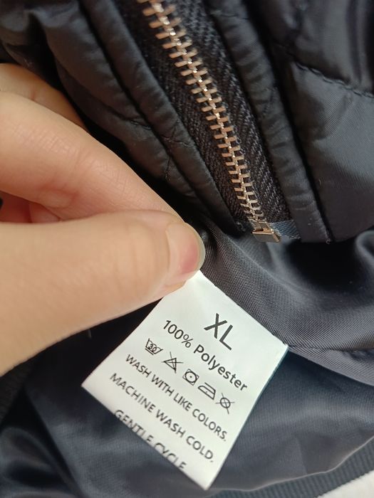 Kurtka Bomberka nowa bez metki