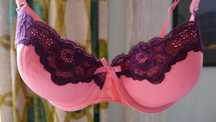 Romantyczny i wygodny biustonosz stanik 75B 75C markowy HUNKEMOLLER
