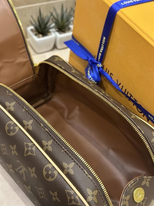 Косметичка Louis Vuitton louis vuitton dopp kit, косметичка Луи Витон