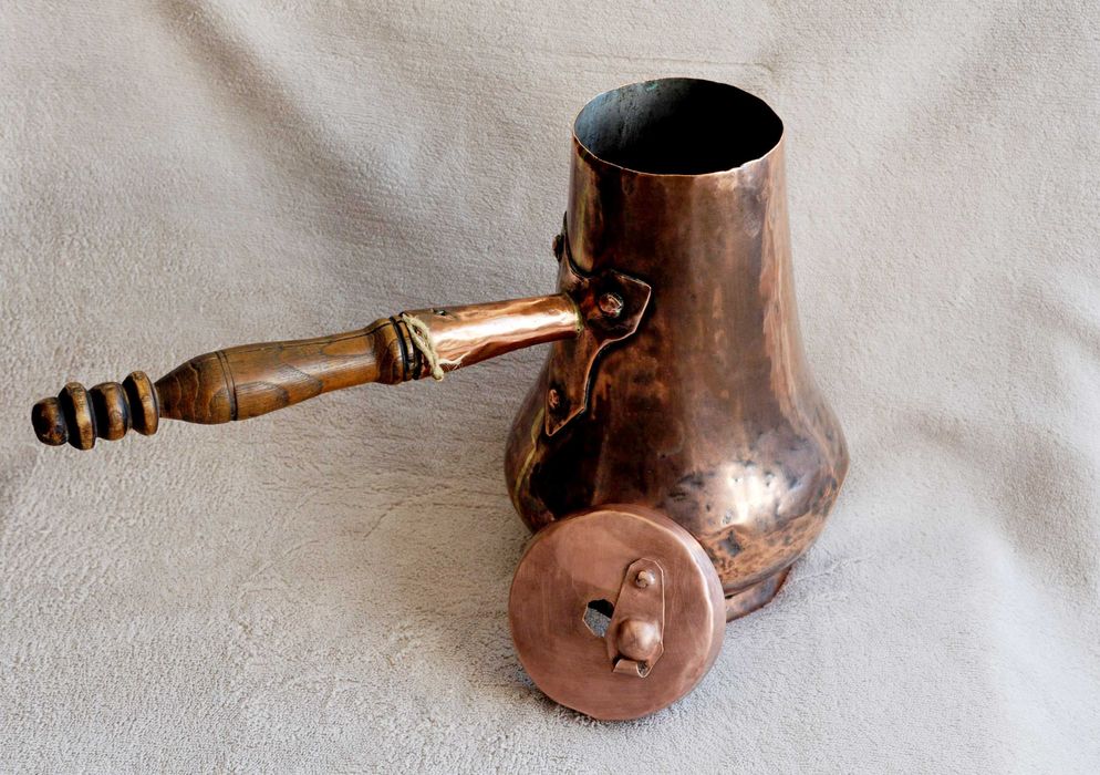 Balança antiga e outros objectos vintage  ( Ler texto )