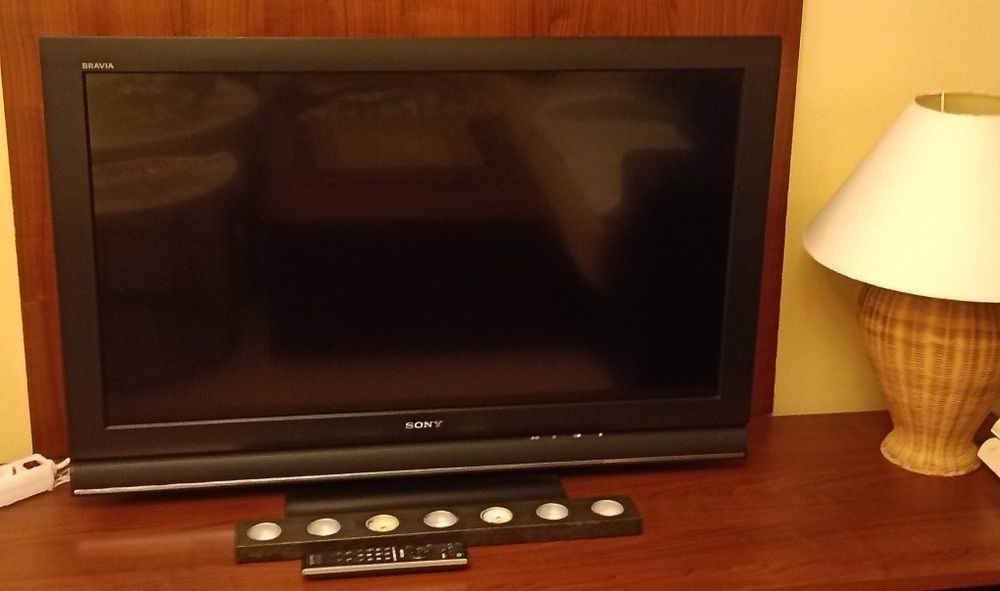 TV SONY Bravia com 40 polegadas(102cm)