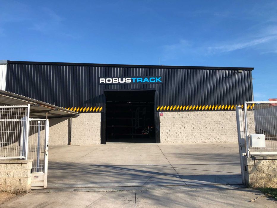 Correntes Rastos Esteiras Lagartas marca BullTrack® e Bridgestone®