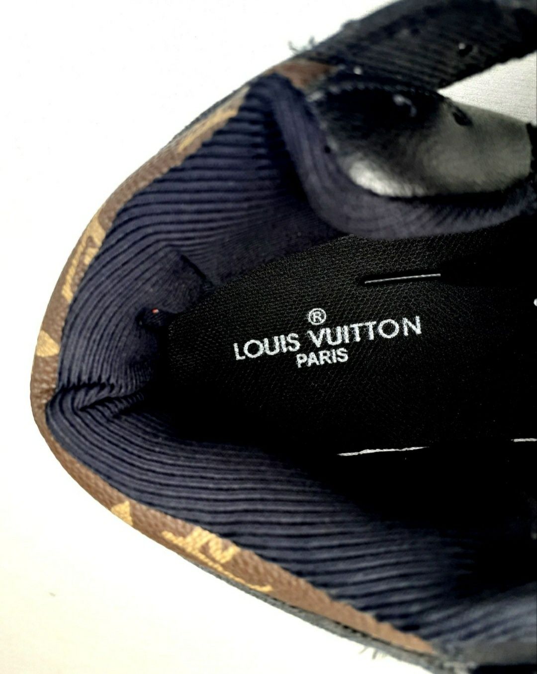 Nike collaboration Louis Vuitton кроссовки женские коричневые высокие