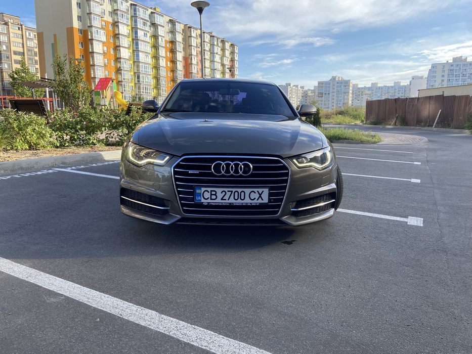 Продам AUDI A6C7 в чудовому стані з максимальною комплектацією premium