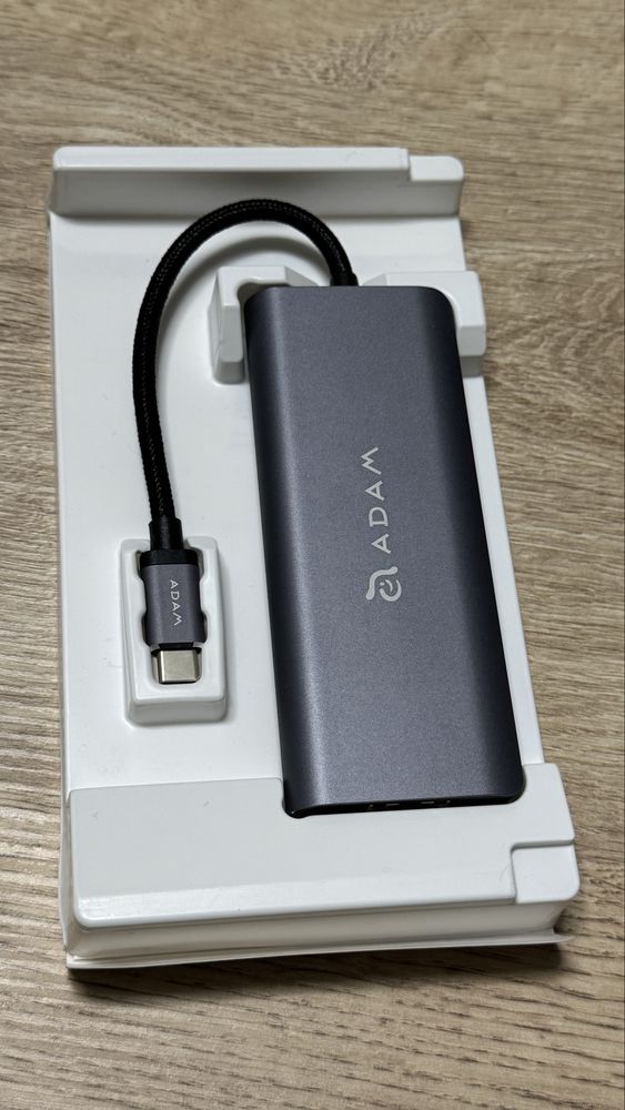 ADAM elements CASA HUB A01 usb-хаб