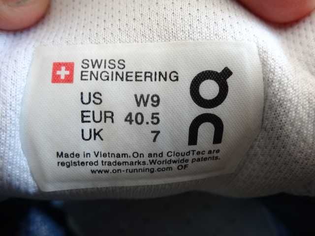 Buty SWISS ENGINEERING CLOUD roz 40,5 Bieganie Sportowe