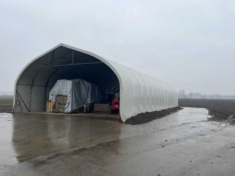 Plandeki na hale lukowe i namioty