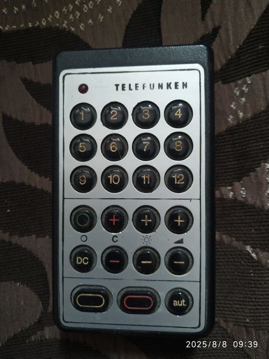 Pilot do telewizora ultradźwiękowy