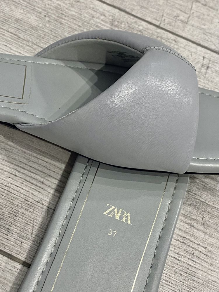 Кожаные шлепки Zara 37 размер серо-голубые