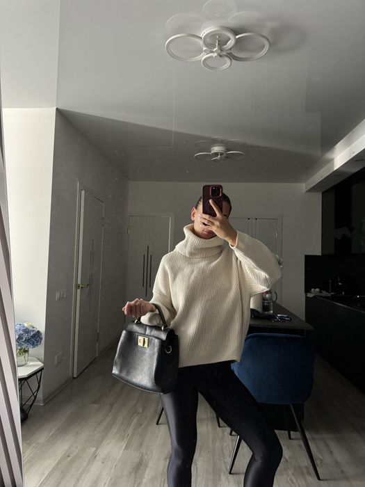 Білий костюм на флісі на зиму светр h&m з високим горлом