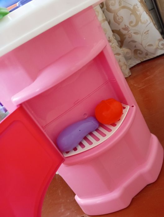 Дитяча іграшкова кухня