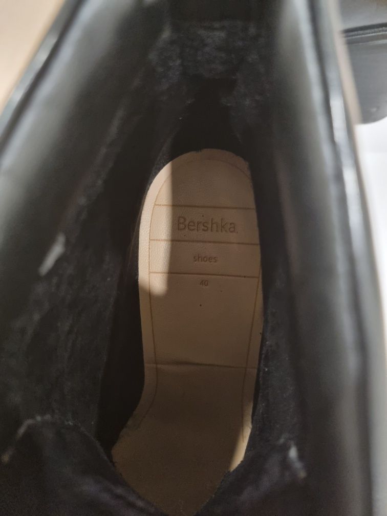 Botas pretas Bershka